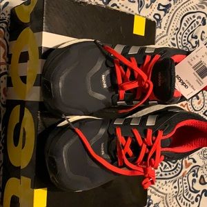 NWT Adidas Energy Boost Running Shoes  Size 10 M